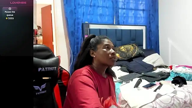 LupeAdams online show from 4, 2, 2026