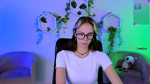 olivia kit online show from 13, 7, 2026