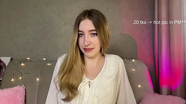 creamberryy online show from 17, 7, 2026