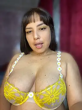 Mia Bigtits online show from 17, 7, 2026