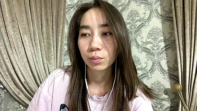 Snapshot of cocoSharms chatting on 21, 7, 2026 cocoSharms online show from 21, 7, 2026