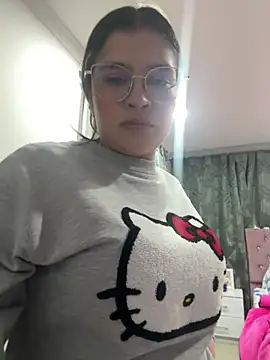 zakura-yun online show from 21, 7, 2026