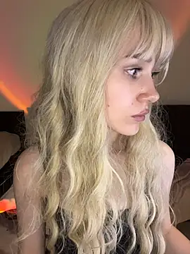 Snapshot of Charlotte_Pretty chatting on 16, 7, 2026 Charlotte Pretty online show from 16, 7, 2026