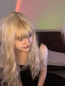 Snapshot of Charlotte_Pretty chatting on 22, 7, 2026 Charlotte Pretty online show from 22, 7, 2026