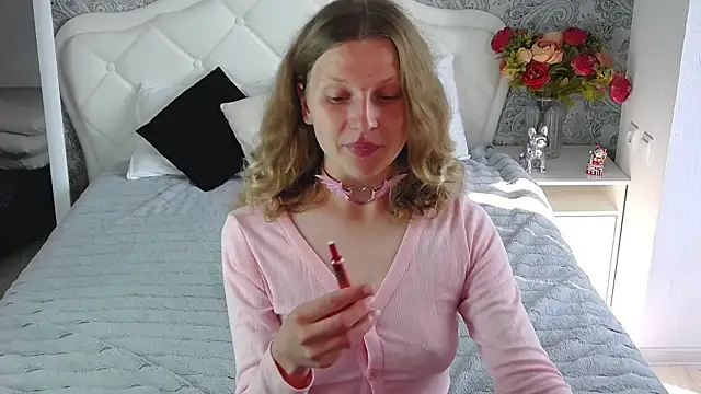 Mary Charm online show from 23, 7, 2026