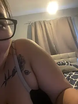 Snapshot of lilygwen05x chatting on 14, 7, 2026 lilygwen05x online show from 14, 7, 2026