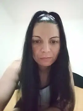 I amArianaa online show from 14, 7, 2026