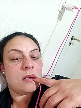 Snapshot of chillonprivv chatting on 7, 8, 2026 chillonprivv online show from 7, 8, 2026
