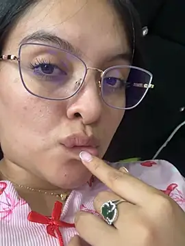 Snapshot of Nicoleqm chatting on 22, 7, 2026 Nicoleqm online show from 22, 7, 2026
