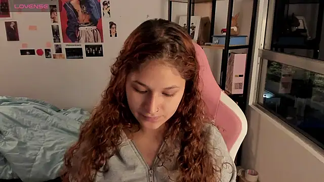 Snapshot of IamNikki chatting on 2, 8, 2026 IamNikki online show from 2, 8, 2026