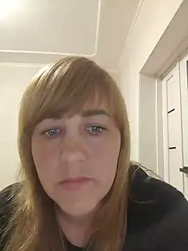 velvetsky323 online show from 22, 7, 2026