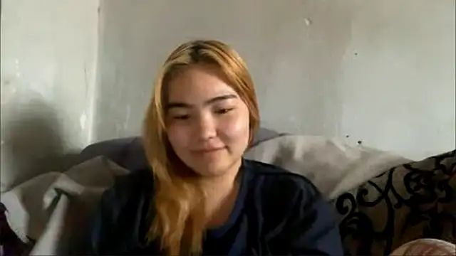MollyTaken online show from 23, 7, 2026