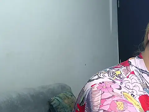 curvynaturalx online show from 22, 7, 2026