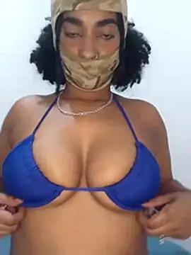 Neferttitt online show from 22, 7, 2026