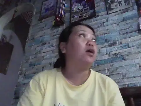 Snapshot of Lunasky05 chatting on 2, 8, 2026 Lunasky05 online show from 2, 8, 2026