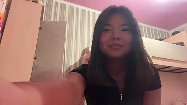 JohannaMickiewicz online show from 23, 7, 2026