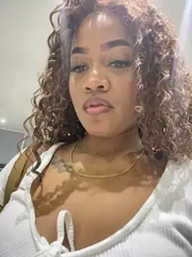 riri brunnete online show from 3, 5, 2026