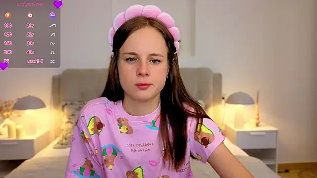 Kittycat meoow  online show from 29, 7, 2026