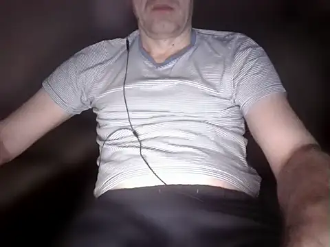 Snapshot of trebor600 chatting on 10, 2, 2025 trebor600 online show from 10, 2, 2025