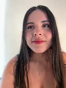 Snapshot of IvyValentine chatting on 23, 10, 2025 IvyValentine online show from 23, 10, 2025