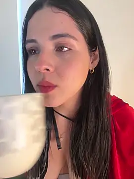 Snapshot of IvyValentine chatting on 25, 10, 2025 IvyValentine online show from 25, 10, 2025