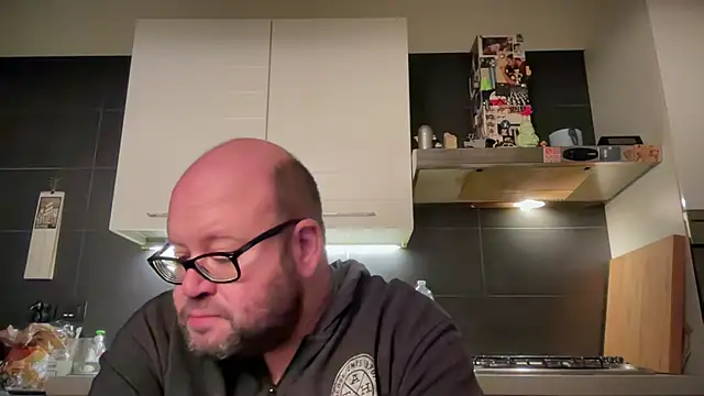 theitalianbear online show from 19, 12, 2024