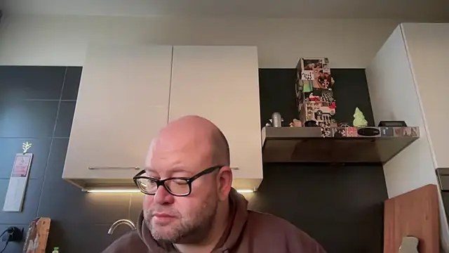 theitalianbear online show from 25, 2, 2026