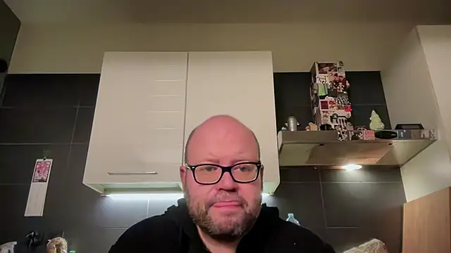 theitalianbear online show from 6, 4, 2026