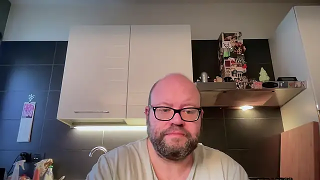 theitalianbear online show from 21, 4, 2026