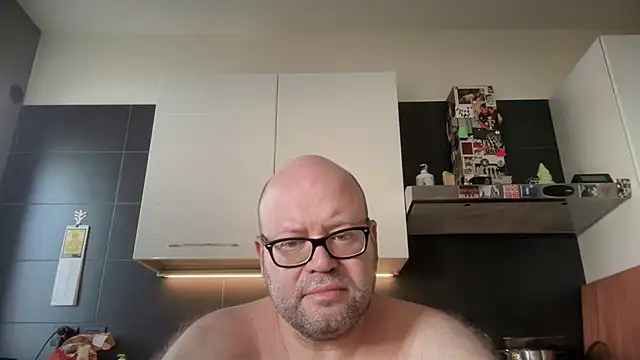 Snapshot of theitalianbear chatting on 27, 6, 2026 theitalianbear online show from 27, 6, 2026