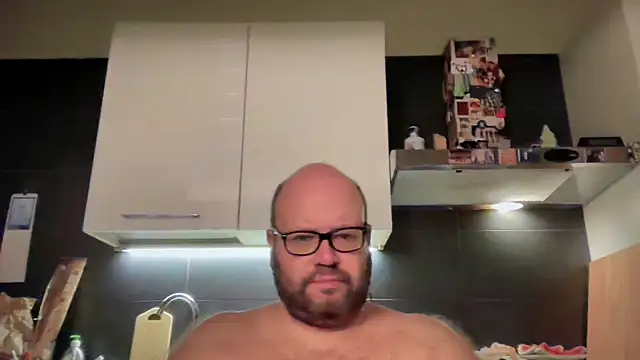 Snapshot of theitalianbear chatting on 16, 7, 2026 theitalianbear online show from 16, 7, 2026