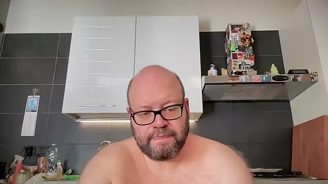 Snapshot of theitalianbear chatting on 17, 7, 2026 theitalianbear online show from 17, 7, 2026