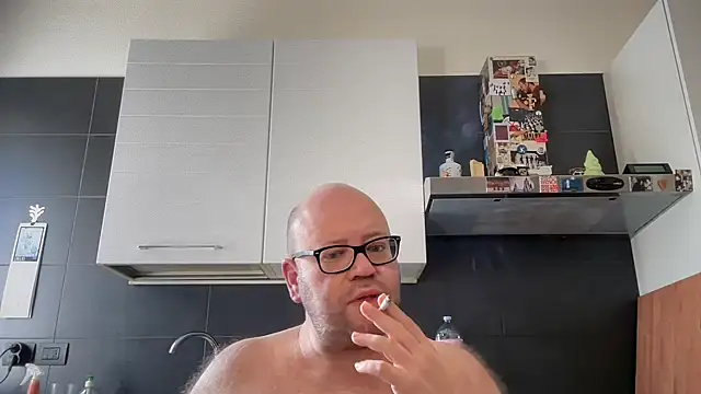 Snapshot of theitalianbear chatting on 25, 7, 2026 theitalianbear online show from 25, 7, 2026