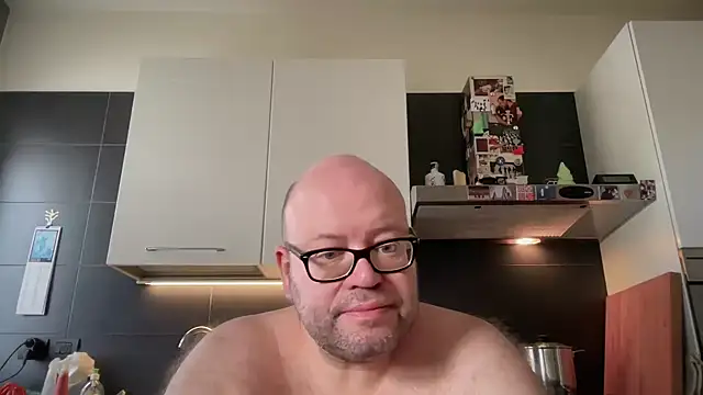 Snapshot of theitalianbear chatting on 26, 7, 2026 theitalianbear online show from 26, 7, 2026