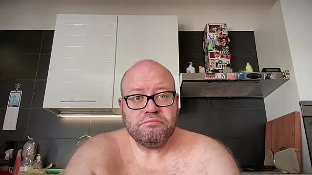 Snapshot of theitalianbear chatting on 30, 7, 2026 theitalianbear online show from 30, 7, 2026