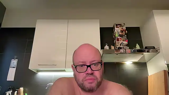 Snapshot of theitalianbear chatting on 1, 8, 2026 theitalianbear online show from 1, 8, 2026