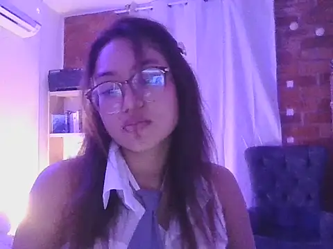 Snapshot of Honey_devil chatting on 31, 7, 2026 Honey devil online show from 31, 7, 2026