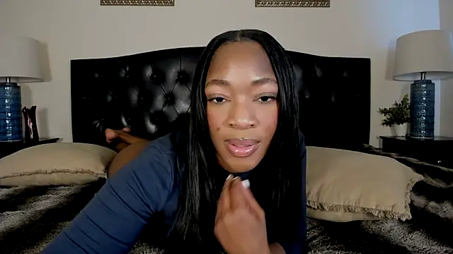 nicolesolace online show from 17, 3, 2026