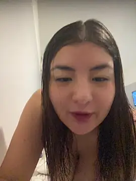 SofiaDinamita online show from 6, 8, 2026