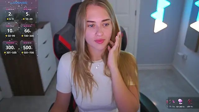 DanikaDillan online show from 11, 7, 2026