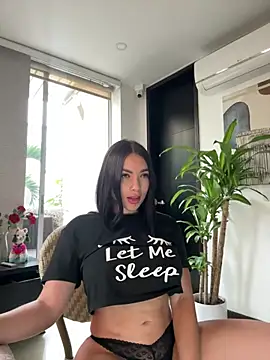 Snapshot of HannaBeckett chatting on 14, 2, 2026 HannaBeckett online show from 14, 2, 2026