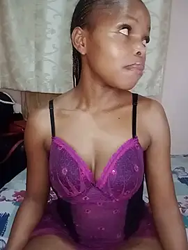 sexySmall52993 online show from 4, 8, 2026