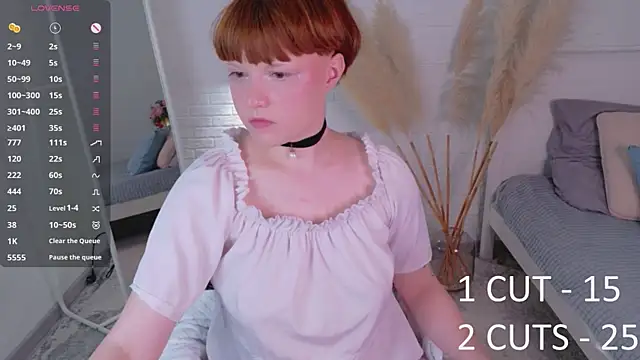 Snapshot of lunakitsune chatting on 7, 8, 2026 lunakitsune online show from 7, 8, 2026