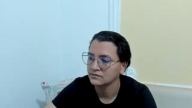 MARILYN GARCIA online show from 3, 3, 2025