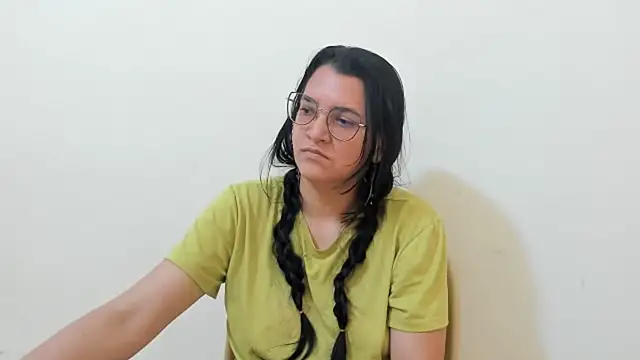 MARILYN GARCIA online show from 5, 1, 2026