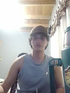 Snapshot of Lautilt chatting on 7, 8, 2026 Lautilt online show from 7, 8, 2026