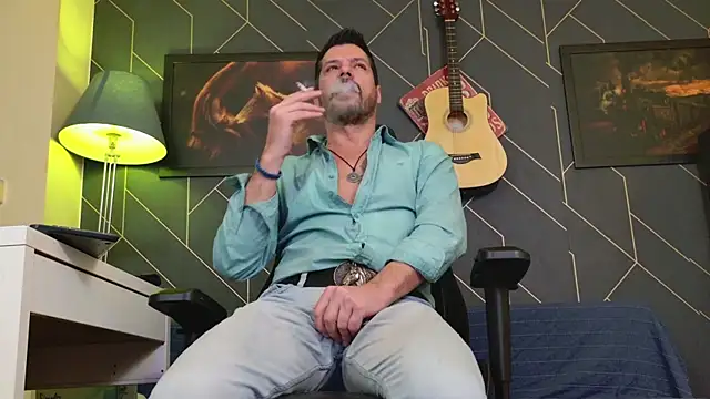 Snapshot of ChrisKox chatting on 11, 1, 2026 ChrisKox online show from 11, 1, 2026