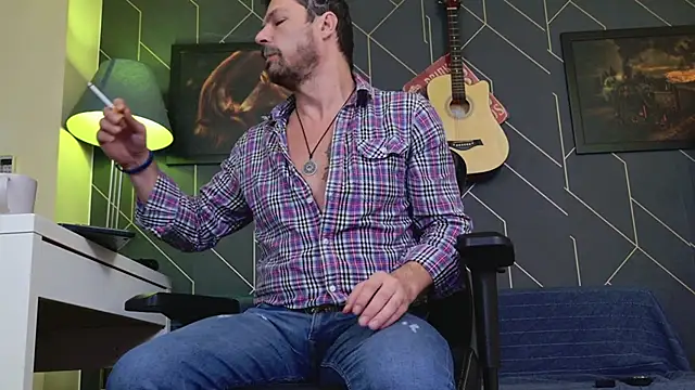 Snapshot of ChrisKox chatting on 13, 1, 2026 ChrisKox online show from 13, 1, 2026