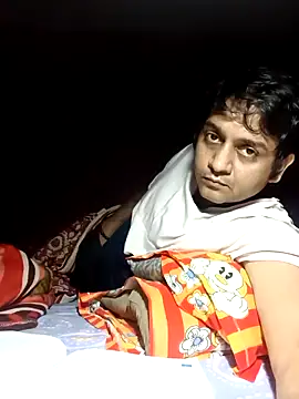 Snapshot of rarindam17 chatting on 15, 12, 2025 rarindam17 online show from 15, 12, 2025