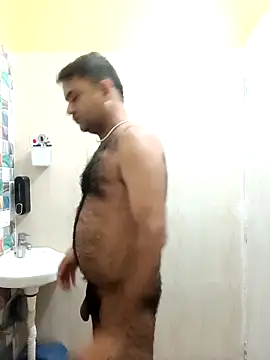 Snapshot of rarindam17 chatting on 14, 1, 2026 rarindam17 online show from 14, 1, 2026